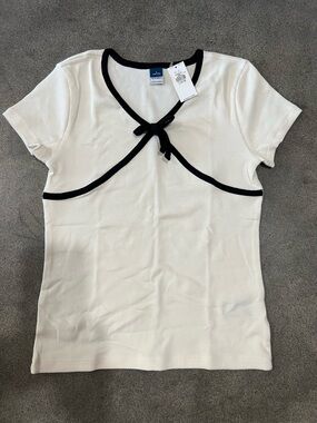 Old Navy White Short Sleeve Top with Black Trim and Front Tie